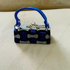 Cute change handbag